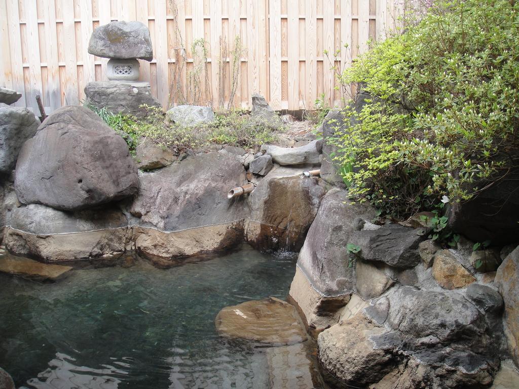 Jinpyokaku Hotel Yamanouchi  Buitenkant foto