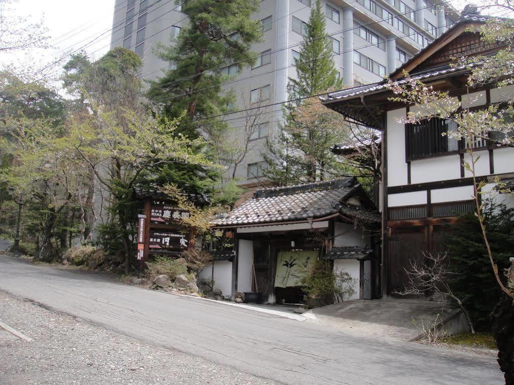 Jinpyokaku Hotel Yamanouchi  Buitenkant foto