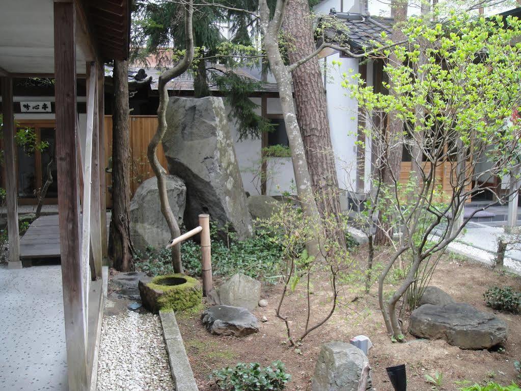Jinpyokaku Hotel Yamanouchi  Buitenkant foto