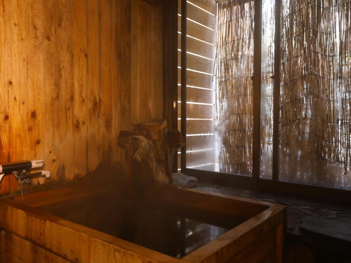 Jinpyokaku Hotel Yamanouchi  Buitenkant foto
