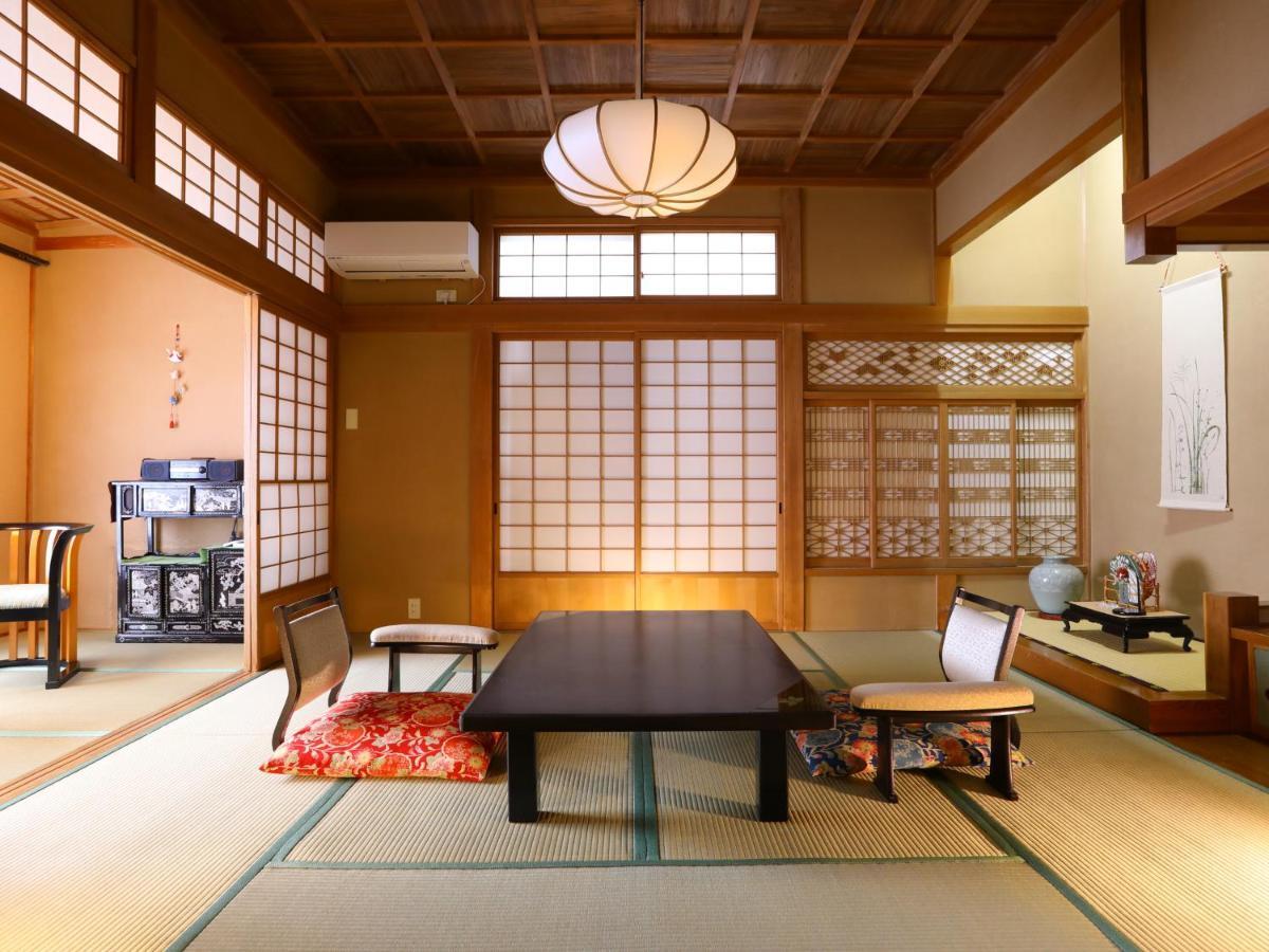 Jinpyokaku Hotel Yamanouchi  Buitenkant foto