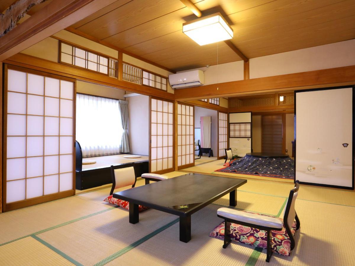 Jinpyokaku Hotel Yamanouchi  Buitenkant foto