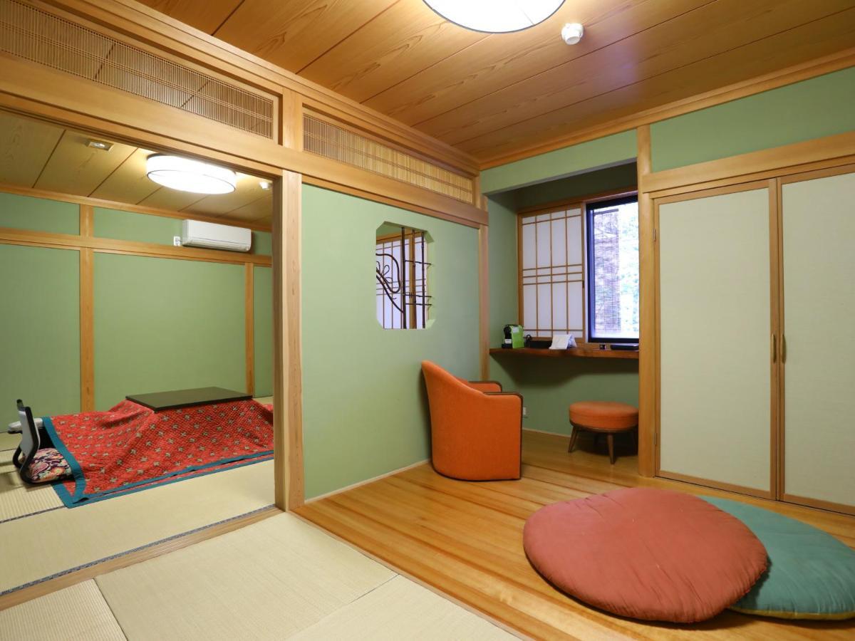 Jinpyokaku Hotel Yamanouchi  Buitenkant foto