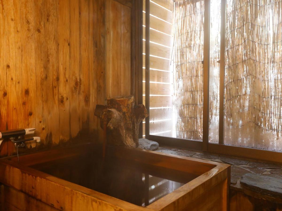 Jinpyokaku Hotel Yamanouchi  Buitenkant foto