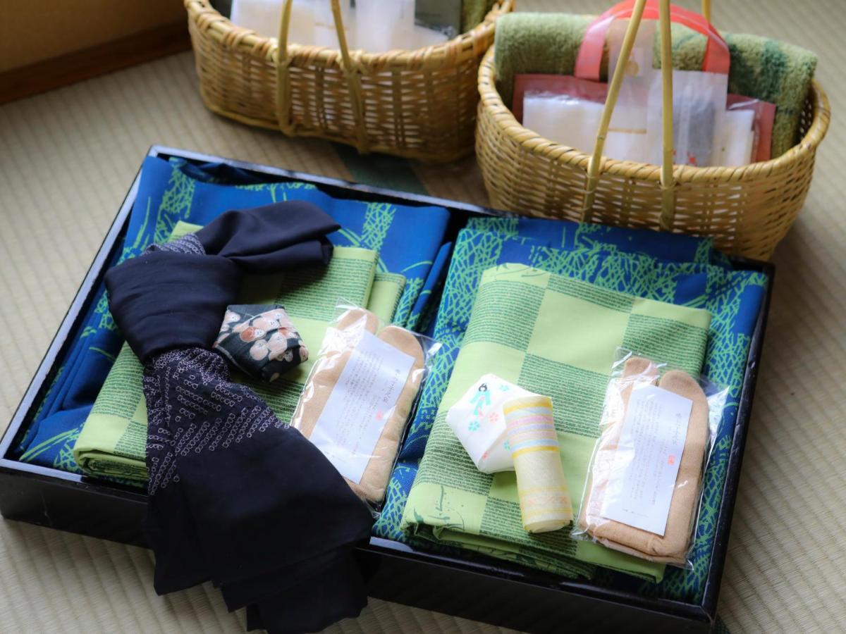 Jinpyokaku Hotel Yamanouchi  Buitenkant foto